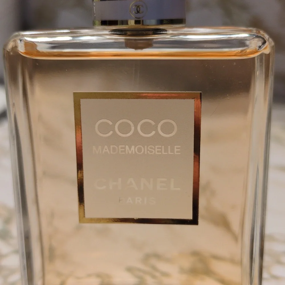CHANEL Coco Mademoiselle Eau De Parfum 1.7 Oz - Picture 2 of 5